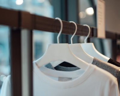 clothes hanging rack image